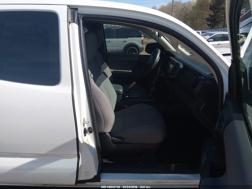 2017 Toyota Tacoma VIN 5TFRX5GNXHX103074 IAAI salvage auction — LEFT SIDE, Wait Title, sold $5,600 on 2026-07-09 (photo 5)