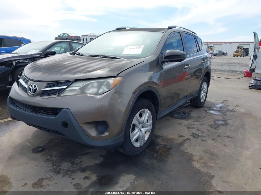 2013 Toyota Rav 4 VIN JTMZFREV4DD000113 IAAI salvage auction — RIGHT FRONT, Salvage Title, sold $3,200 on 2026-07-29 (photo 2)