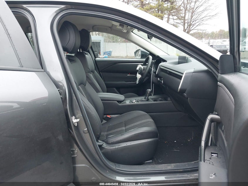2025 Mazda Cx-50 VIN 7MMVABAM7SN358976 IAAI salvage auction — FRONT END, Wait Title, sold $8,900 on 2026-08-01 (photo 5)