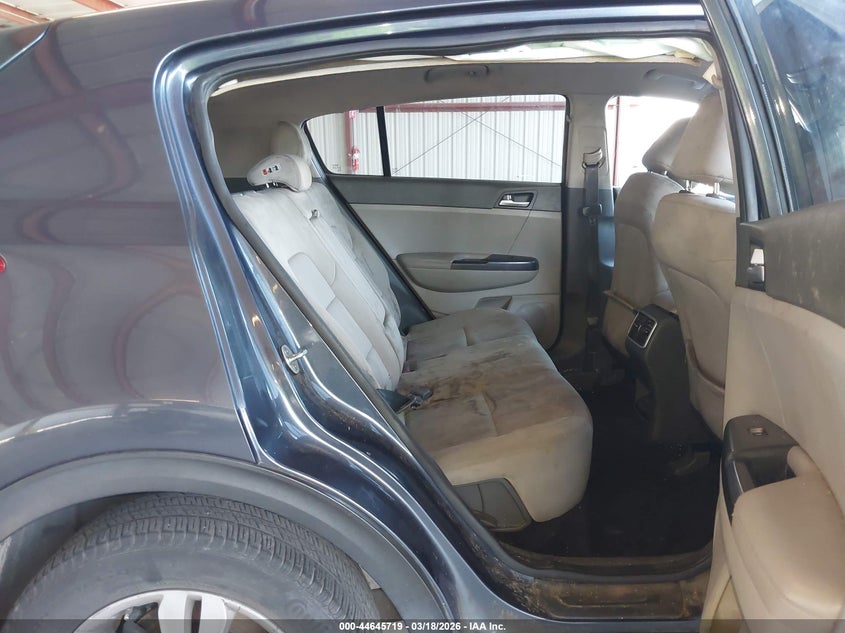 2017 Kia Sportage VIN KNDPM3AC6H7136245 IAAI salvage auction — RIGHT SIDE, Salvage (Texas), sold $1,700 on 2026-07-21 (photo 8)