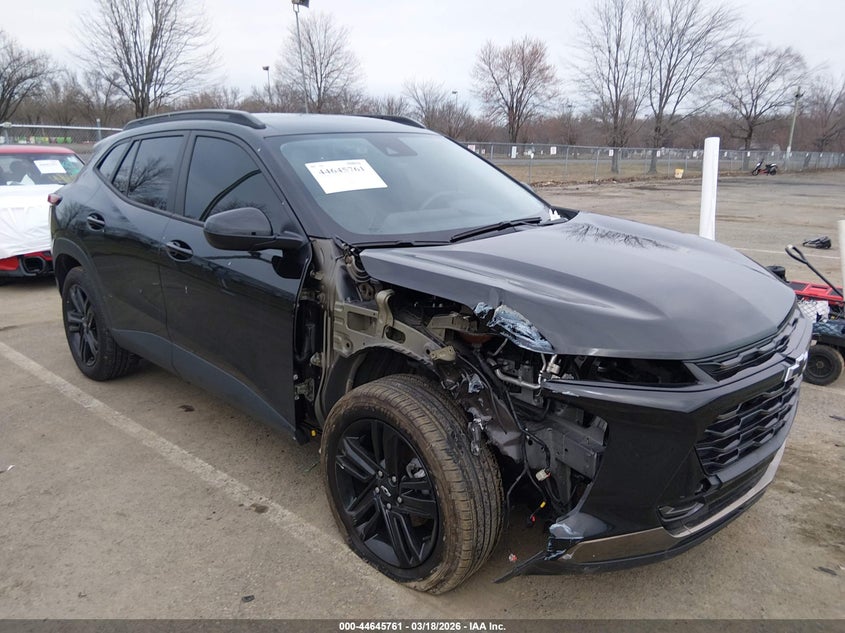 2025 Chevrolet Trax VIN KL77LKEP3SC136242 IAAI salvage auction — FRONT END, Salvage (New Jersey), sold $6,900 on 2026-07-31 (photo 1)