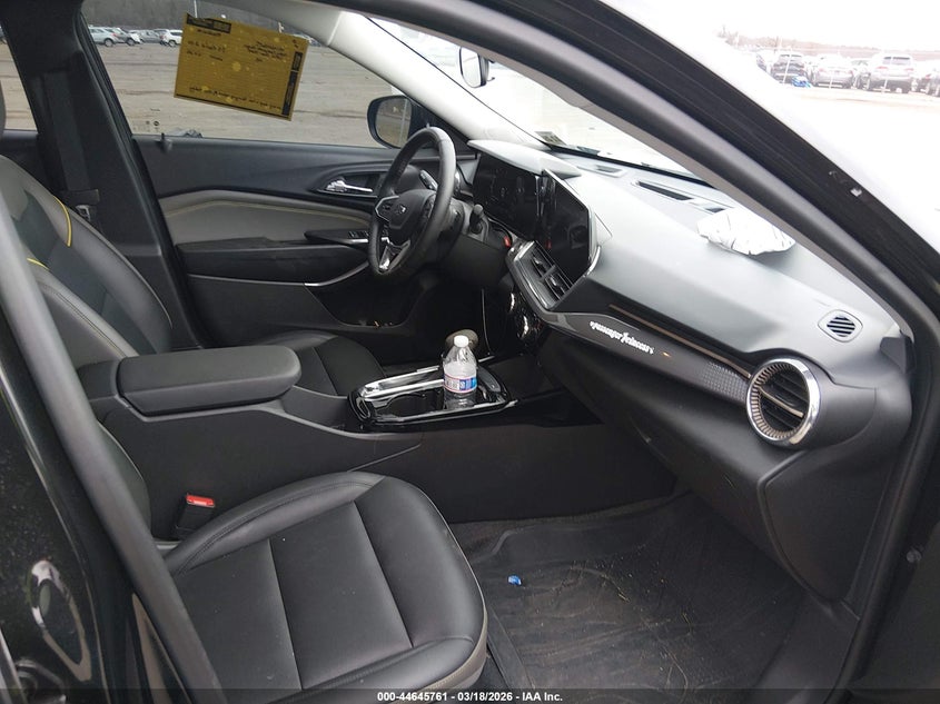 2025 Chevrolet Trax VIN KL77LKEP3SC136242 IAAI salvage auction — FRONT END, Salvage (New Jersey), sold $6,900 on 2026-07-31 (photo 5)
