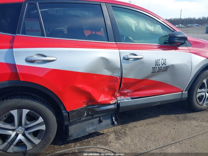 2018 Toyota Rav 4 VIN JTMBFREV8JJ256303 IAAI salvage auction — RIGHT SIDE, Salvage - Greater Than 75% (Maryland), sold $4,250 on 2026-07-15 (photo 6)