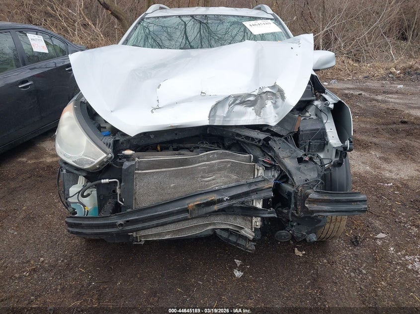 2011 Hyundai Tucson VIN KM8JU3AC9BU205620 IAAI salvage auction — FRONT & REAR, Salvage (Ohio), sold $400 on 2026-07-07 (photo 6)