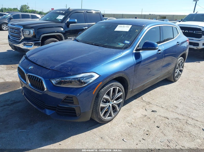2021 BMW X2 VIN WBXYH9C03M5S60156 IAAI salvage auction — RIGHT FRONT, Salvage Title, sold $7,100 on 2026-07-26 (photo 2)