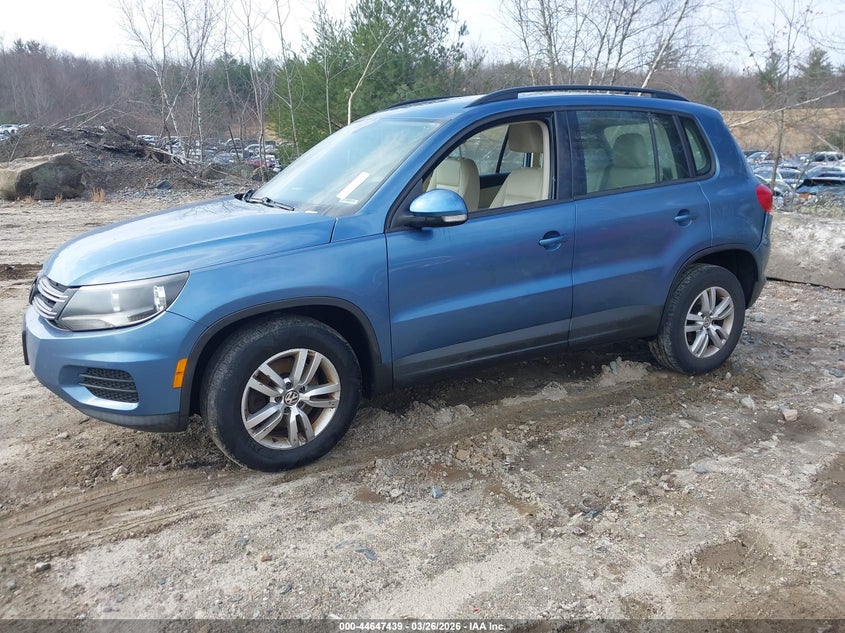 2017 Volkswagen Tiguan VIN WVGBV7AX9HW501312 IAAI salvage auction — REAR END, Salvage (Massachusetts), sold $2,450 on 2026-07-28 (photo 2)