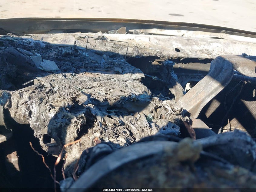 2023 Mercedes-benz VIN W1Y70BGY8PT125418 IAAI salvage auction — ENGINE BURN, Salvage Title, sold $250 on 2026-07-14 (photo 7)