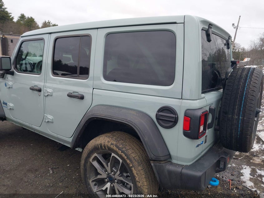 2024 Jeep Grand wagoneer VIN 1C4RJXN62RW342358 IAAI salvage auction — FRONT END, Wait Title, sold $15,050 on 2026-07-18 (photo 3)