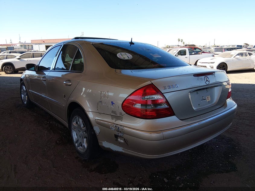 2005 Mercedes-benz E-klasse VIN WDBUF65J95A617675 IAAI salvage auction — NORMAL WEAR, Clear (Arizona), sold $575 on 2026-07-07 (photo 3)