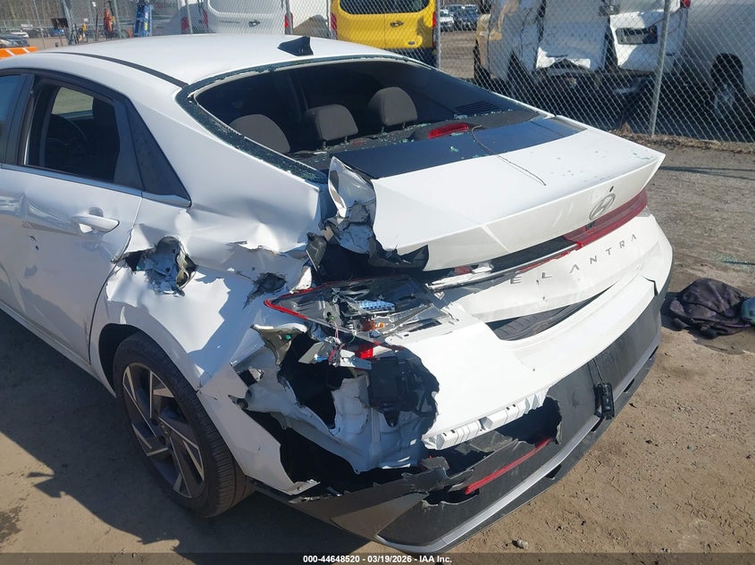 2025 Hyundai Elantra VIN KMHLS4DGXSU070490 IAAI salvage auction — REAR END, Salvage - Greater Than 75% (Maryland), sold $5,500 on 2026-08-01 (photo 6)