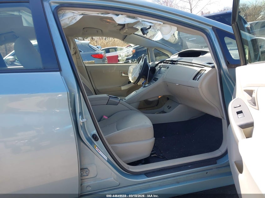 2013 Toyota Prius VIN JTDKN3DU5D1732844 IAAI salvage auction — FRONT END, Clear (Maryland), sold $925 on 2026-07-30 (photo 5)