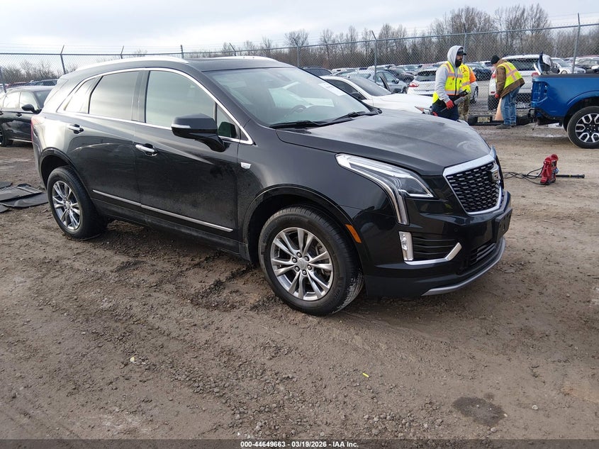 2020 Cadillac Xt5 VIN 1GYKNDRS3LZ228686 IAAI salvage auction — RIGHT FRONT, Salvage Title, sold $5,100 on 2026-07-31 (photo 1)