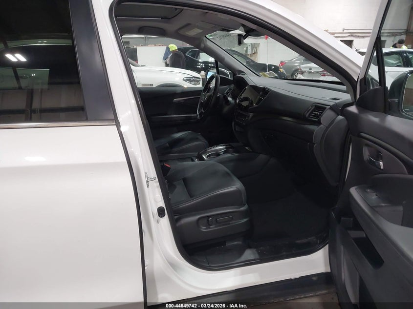 2022 Honda Pilot VIN 5FNYF6H27NB071327 IAAI salvage auction — LEFT SIDE, Salvage (Idaho), sold $8,000 on 2026-07-29 (photo 5)