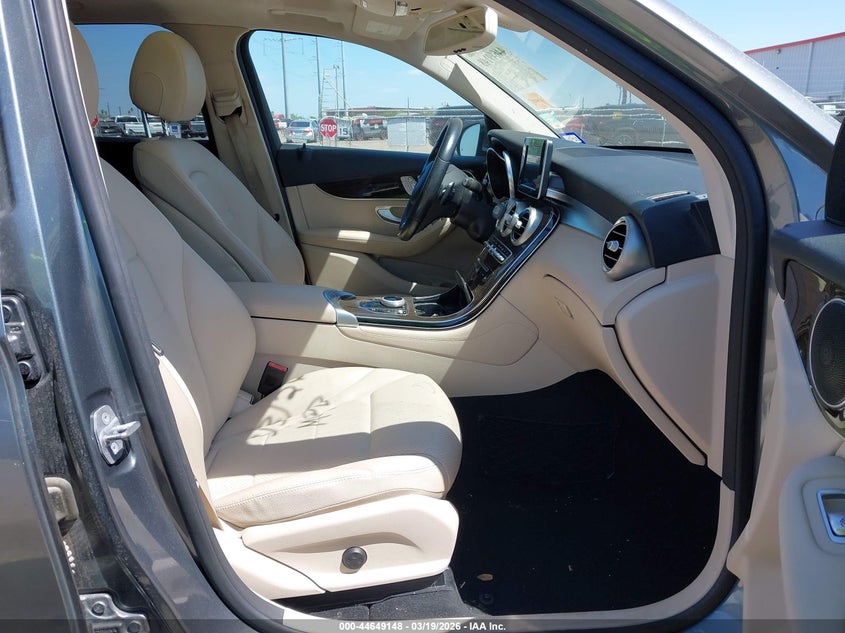 2017 Mercedes-benz Glc VIN WDC0G4JB5HF249464 IAAI salvage auction — REAR END, Salvage Title, sold $6,225 on 2026-07-28 (photo 5)
