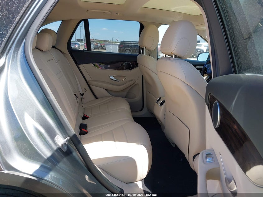 2017 Mercedes-benz Glc VIN WDC0G4JB5HF249464 IAAI salvage auction — REAR END, Salvage Title, sold $6,225 on 2026-07-28 (photo 8)