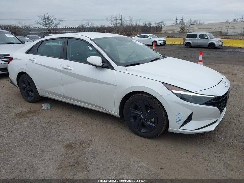 2022 Hyundai Elantra VIN 5NPLS4AG7NH071605 IAAI salvage auction — SIDE, Salvage (Idaho), sold $2,850 on 2026-07-28 (photo 1)