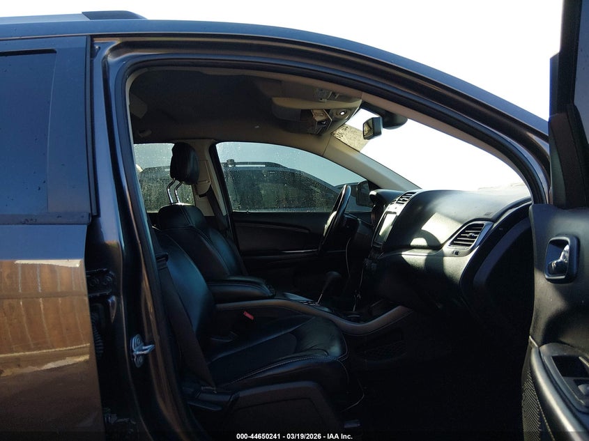 2019 Dodge Journey VIN 3C4PDDGG4KT841063 IAAI salvage auction — FRONT END, Salvage (Colorado), sold $2,400 on 2026-09-23 (photo 8)