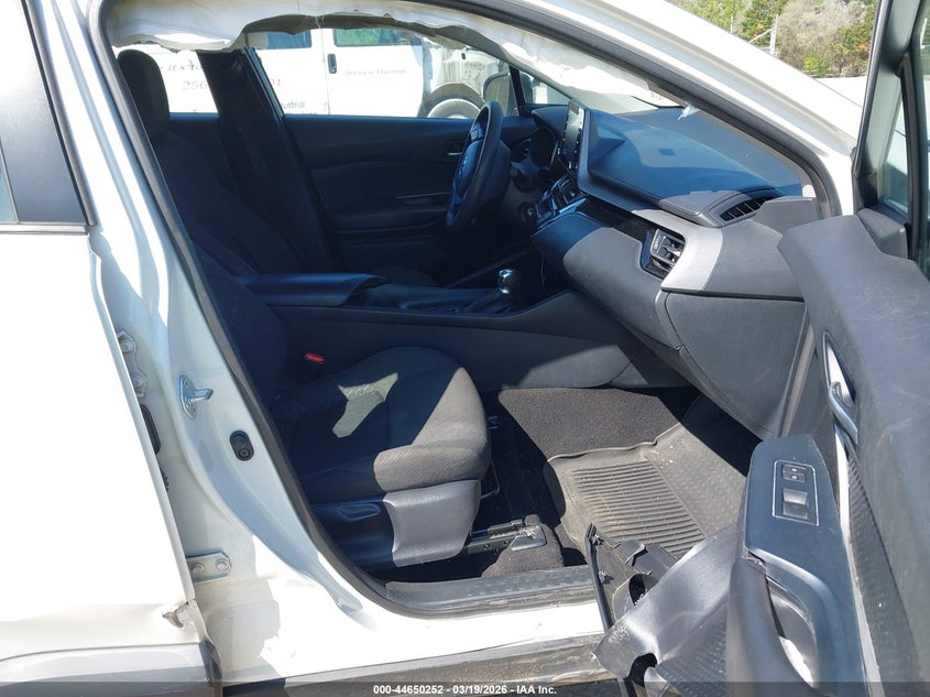 2021 Toyota C-hr VIN NMTKHMBX3MR139673 IAAI salvage auction — RIGHT SIDE, Salvage Title, sold $4,700 on 2026-07-06 (photo 5)