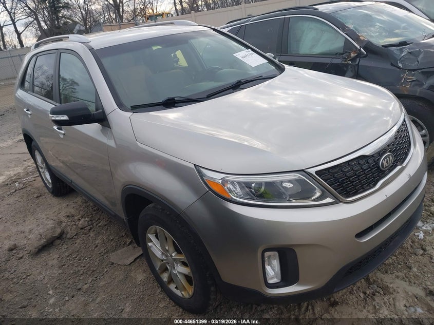 2014 Kia Sorento VIN 5XYKT3A67EG447950 IAAI salvage auction — THEFT, Salvage Title, sold $850 on 2026-07-18 (photo 1)