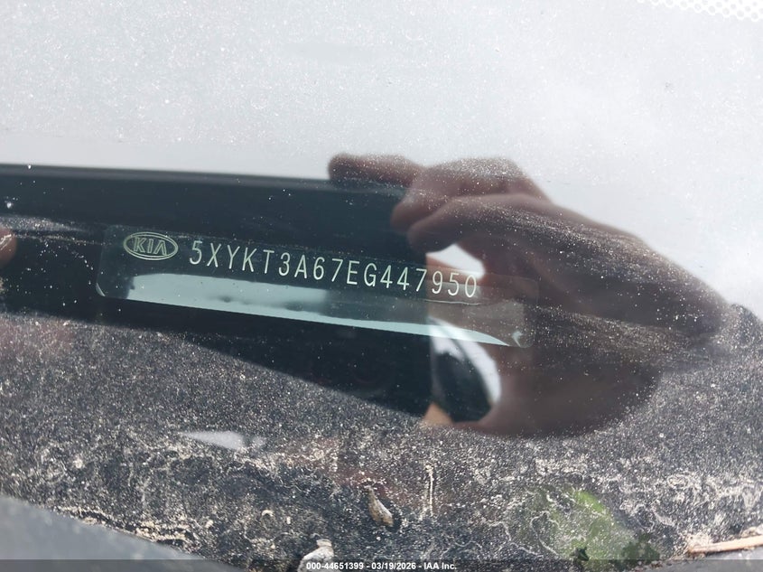 2014 Kia Sorento VIN 5XYKT3A67EG447950 IAAI salvage auction — THEFT, Salvage Title, sold $850 on 2026-07-18 (photo 9)