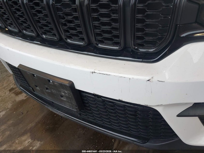 2023 Jeep Grand cherokee VIN 1C4RJHAG0PC641723 IAAI salvage auction — THEFT, Wait Title, sold $19,600 on 2026-07-29 (photo 6)