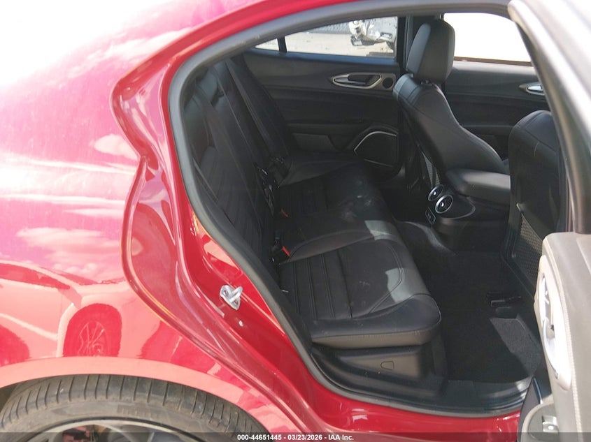 2021 Alfa romeo Giulia VIN ZARFAMBN6M7649361 IAAI salvage auction — FRONT END, Salvage (Texas), sold $6,750 on 2026-08-07 (photo 8)