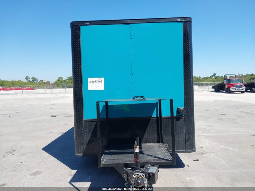 2026 Quality 14' cargo enclosed VIN 50ZBE1421TN068255 IAAI salvage auction — SIDE, Rebuildable (Florida), sold $7,650 on 2026-07-08 (photo 7)