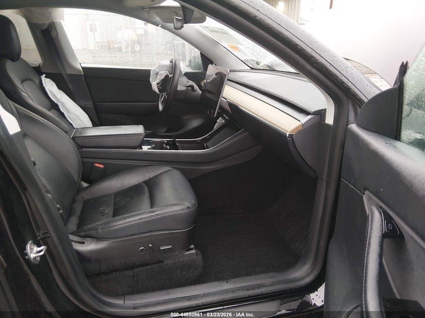 2021 Tesla Model y VIN 5YJYGDEF4MF076153 IAAI salvage auction — SIDE, Salvage (West Virginia), sold $6,650 on 2026-07-16 (photo 5)