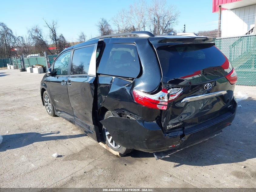2019 Toyota Sienna VIN 5TDYZ3DC8KS993780 IAAI salvage auction — REAR END, Salvage - 75% Or Less (Maryland), sold $9,100 on 2026-07-30 (photo 3)
