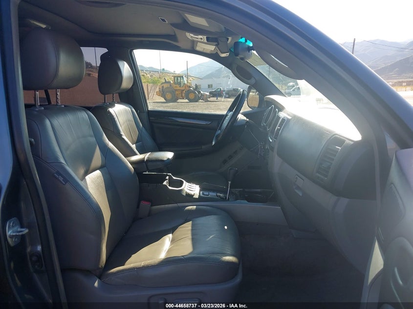 2005 Toyota 4runner VIN JTEZU17R650051477 IAAI salvage auction — FRONT & REAR, Salvage (California), sold $2,250 on 2026-07-15 (photo 5)
