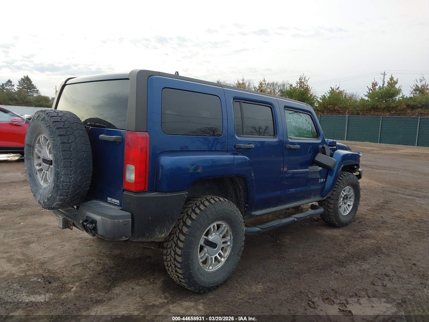 2006 Hummer H3 VIN 5GTDN136168163722 IAAI salvage auction — THEFT, Salvage (Indiana), sold $1,100 on 2026-09-10 (photo 4)