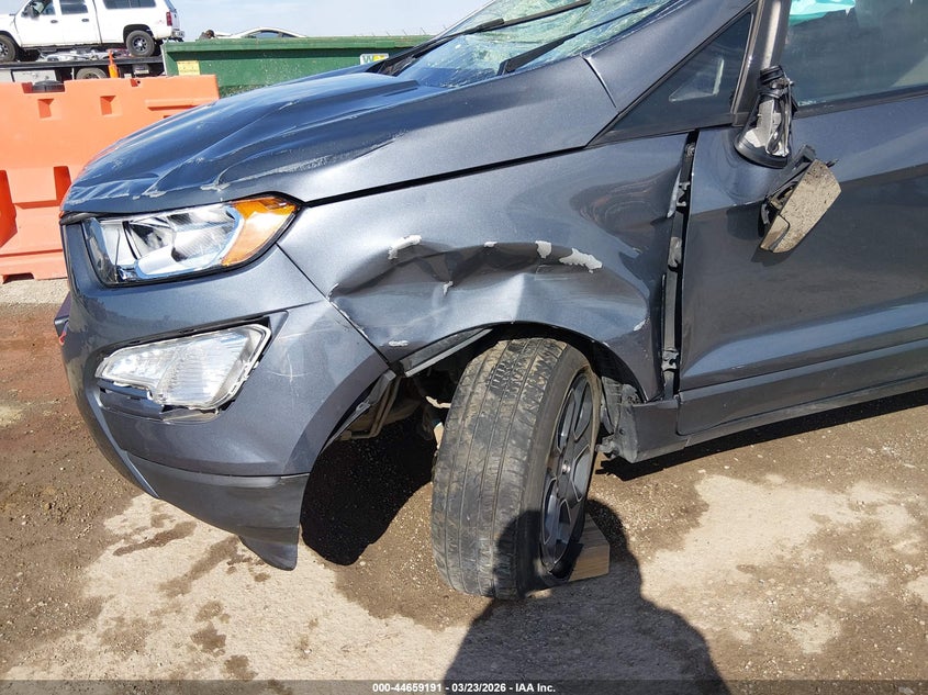 2022 Ford Ecosport VIN MAJ6S3FL1NC473599 IAAI salvage auction — ROLLOVER, Salvage (Kansas), sold $1,425 on 2026-07-31 (photo 6)
