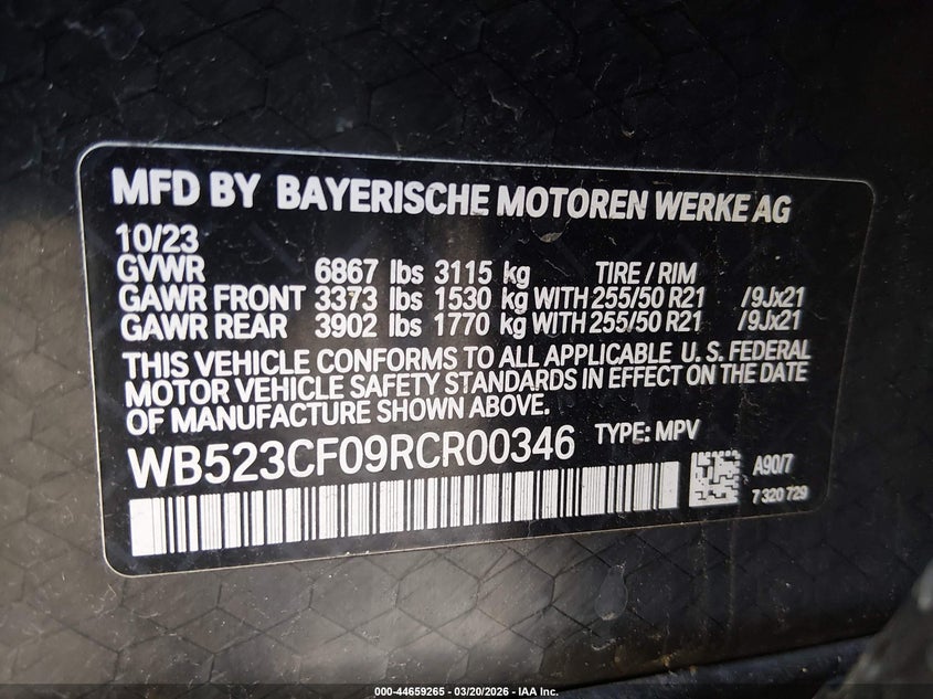 2024 BMW Ix VIN WB523CF09RCR00346 IAAI salvage auction — SIDE, Salvage Title, sold $16,400 on 2026-07-30 (photo 9)