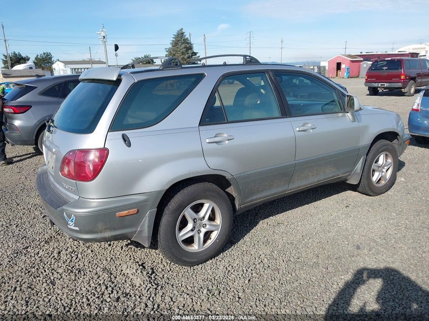 1999 Lexus Rx VIN JT6HF10U1X0060171 IAAI salvage auction — NORMAL WEAR, Clear - Public Restricted (Oregon), sold $300 on 2026-07-27 (photo 4)