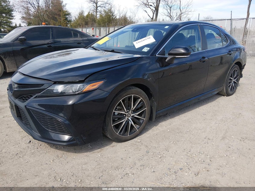 2023 Toyota Camry VIN 4T1G11BK4PU089571 IAAI salvage auction — SIDE, Salvage (New Jersey), sold $10,400 on 2026-07-31 (photo 2)