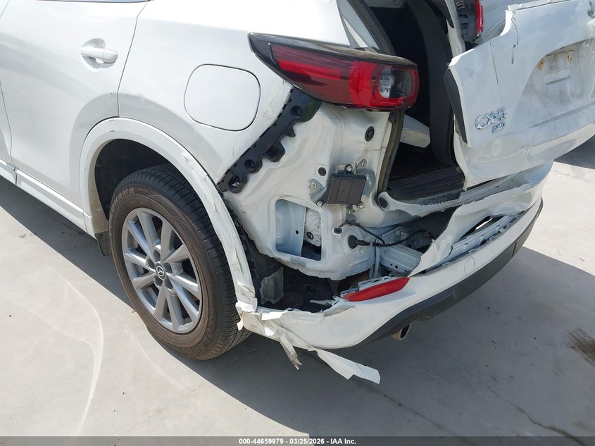 2025 Mazda Cx-5 VIN JM3KFBCL1S0659501 IAAI salvage auction — REAR END, Wait Title, sold $9,300 on 2026-07-21 (photo 6)