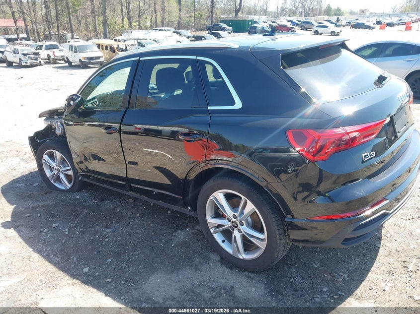 2021 Audi Q3 VIN WA1DECF31M1068775 IAAI salvage auction — FRONT END, Salvage Title, sold $7,775 on 2026-07-29 (photo 3)