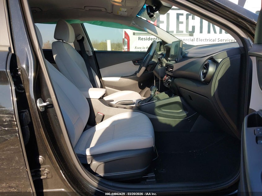 2022 Hyundai Kona VIN KM8K62AB0NU827978 IAAI salvage auction — RIGHT SIDE, Salvage Title, sold $4,750 on 2026-07-22 (photo 5)