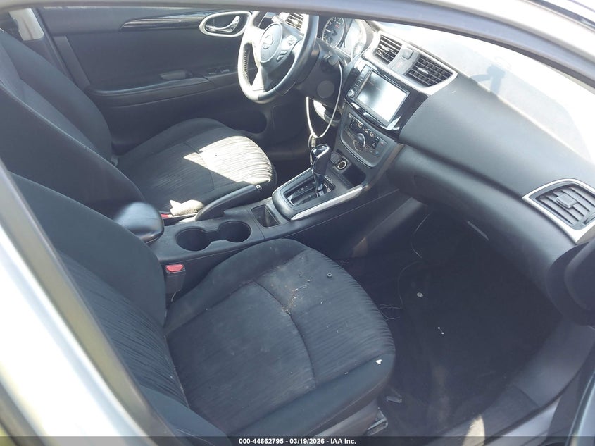 2019 Nissan Sentra VIN 3N1AB7AP3KY418535 IAAI salvage auction — FRONT END, Salvage Title, sold $2,500 on 2026-07-09 (photo 5)