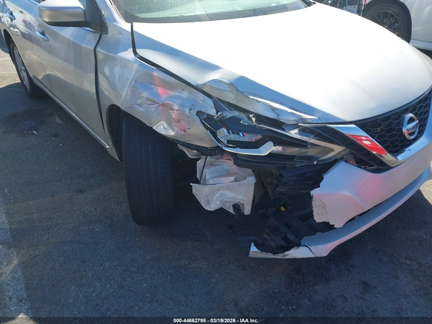 2019 Nissan Sentra VIN 3N1AB7AP3KY418535 IAAI salvage auction — FRONT END, Salvage Title, sold $2,500 on 2026-07-09 (photo 6)