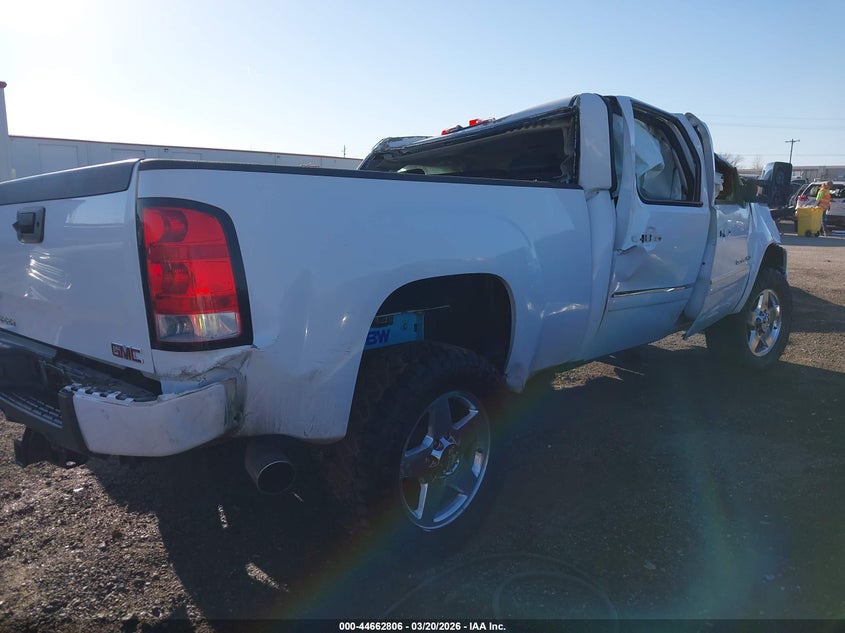 2013 Gmc SIERRA VIN 1GT125E88DF196640 IAAI salvage auction — ROLLOVER, Junk (Oklahoma), sold $1,750 on 2026-07-18 (photo 4)