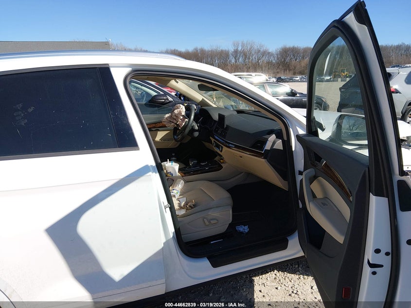 2018 Audi Q5 VIN WA1ANAFY3J2029548 IAAI salvage auction — FRONT END, Salvage (Ohio), sold $2,550 on 2026-07-29 (photo 5)
