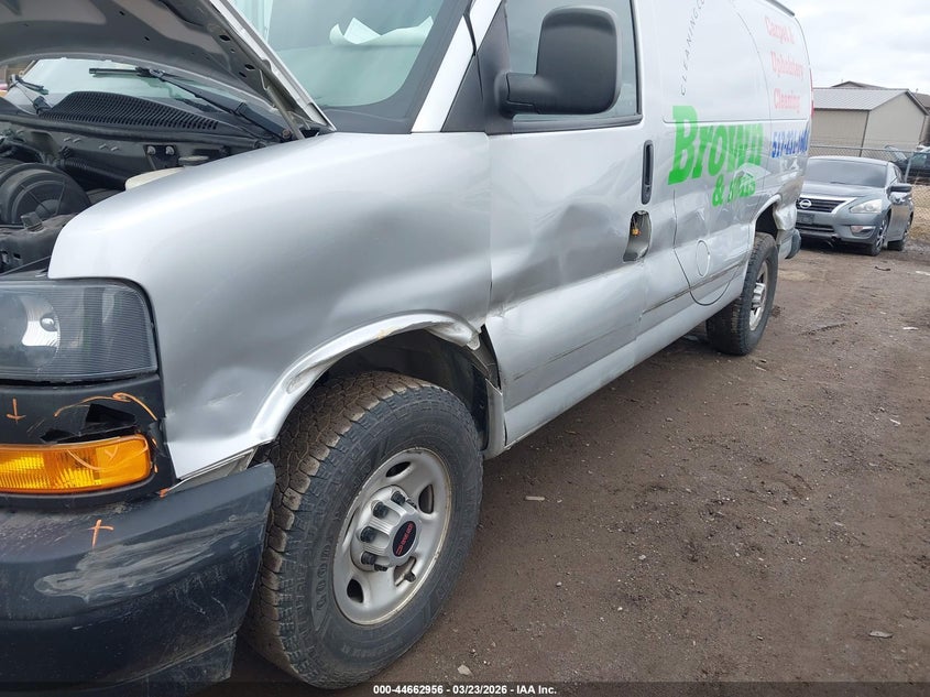 2018 Gmc Savana VIN 1GTW7AFG0J1314193 IAAI salvage auction — SIDE, Clear (Michigan), sold $2,800 on 2026-07-09 (photo 6)