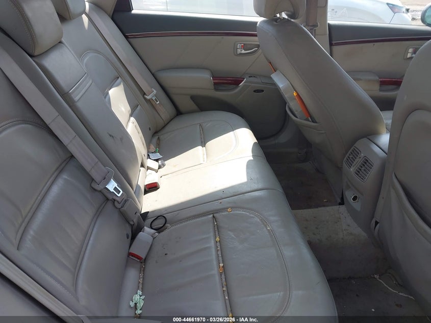2007 Hyundai Azera VIN KMHFC46F77A189363 IAAI salvage auction — FRONT END, Salvage (Rhode Island), sold $25 on 2026-07-28 (photo 8)