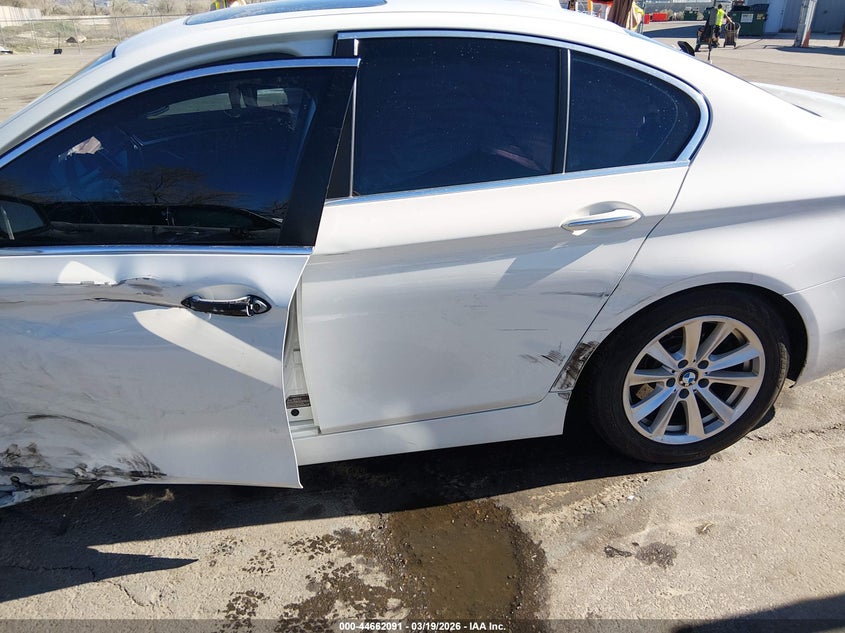 2015 BMW 5er VIN WBA5A5C5XFD513603 IAAI salvage auction — SIDE, Salvage Title, sold $400 on 2026-07-23 (photo 6)