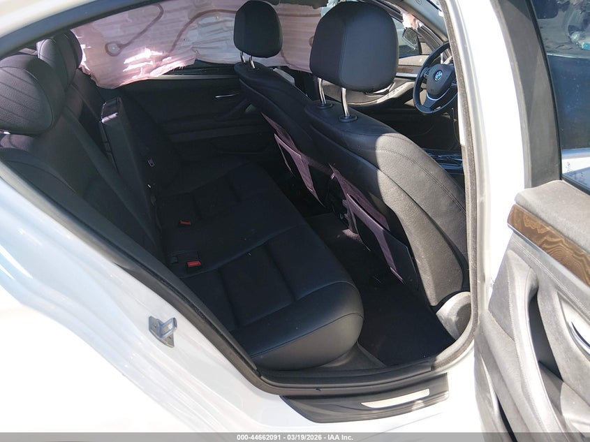 2015 BMW 5er VIN WBA5A5C5XFD513603 IAAI salvage auction — SIDE, Salvage Title, sold $400 on 2026-07-23 (photo 8)