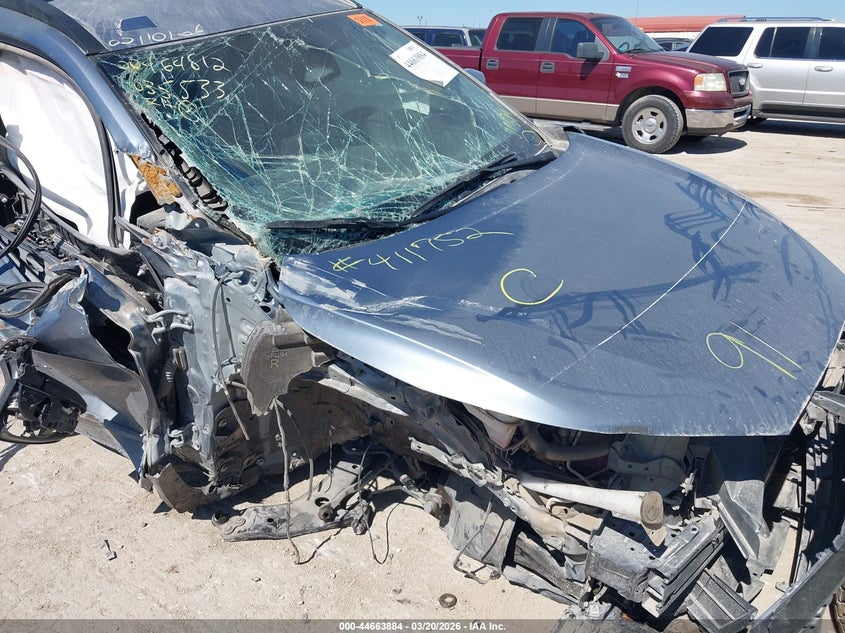 2024 Toyota Corolla cross VIN 7MUFBABG4RV035533 IAAI salvage auction — ALL OVER, Original (Texas), sold $2,675 on 2026-07-20 (photo 6)