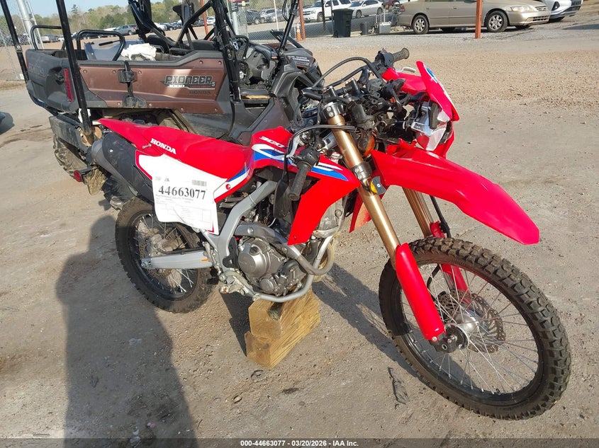2024 Honda Crf VIN MLHND1611R5300451 IAAI salvage auction — FRONT END, Salvage Title, sold $925 on 2026-07-07 (photo 1)