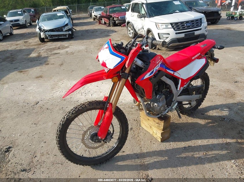 2024 Honda Crf VIN MLHND1611R5300451 IAAI salvage auction — FRONT END, Salvage Title, sold $925 on 2026-07-07 (photo 2)