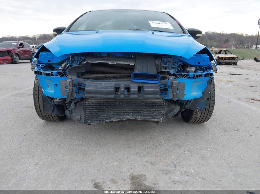 2018 Ford Focus rs VIN WF0DP3TH2J4127257 IAAI salvage auction — FRONT & REAR, Salvage Title, sold $10,400 on 2026-07-14 (photo 6)